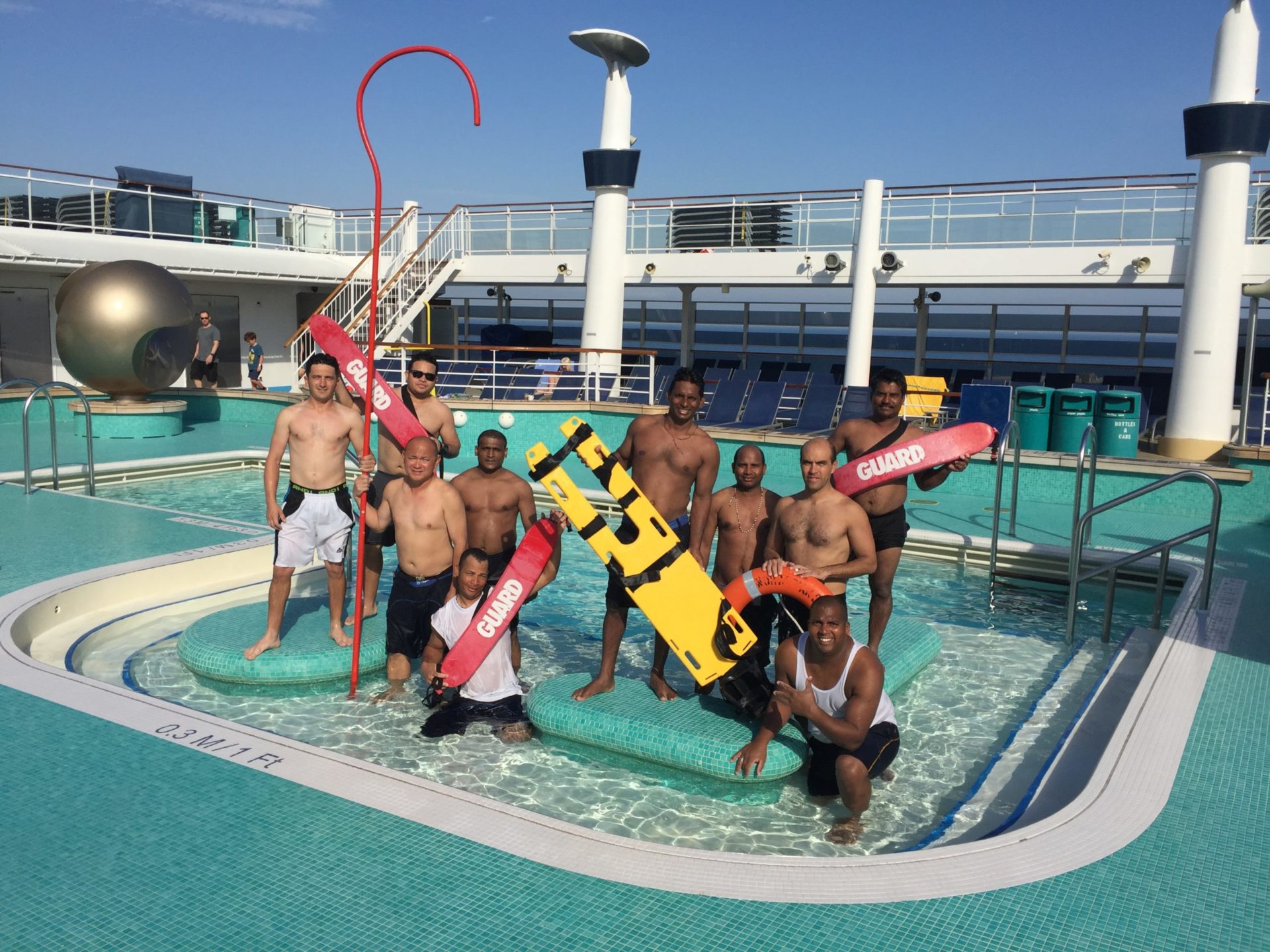 norwegian cruise line lifeguard jobs